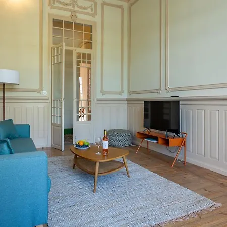 Διαμέρισμα Pombaline Building With Pool By Lovelystay Vila Real de Santo António