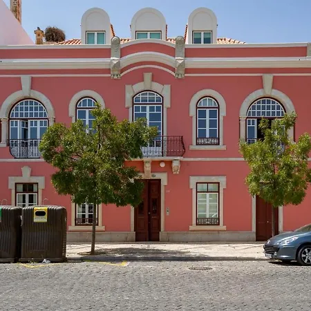 Pombaline Building With Pool By Lovelystay * Vila Real de Santo António